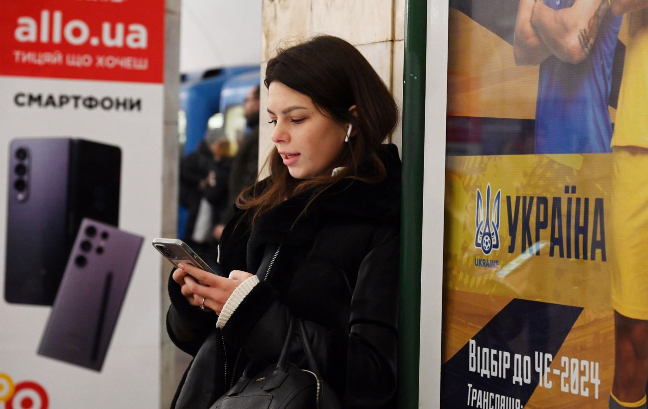 Базовий мінімум: які послуги зв'язку без світла мають бути в кожного українця