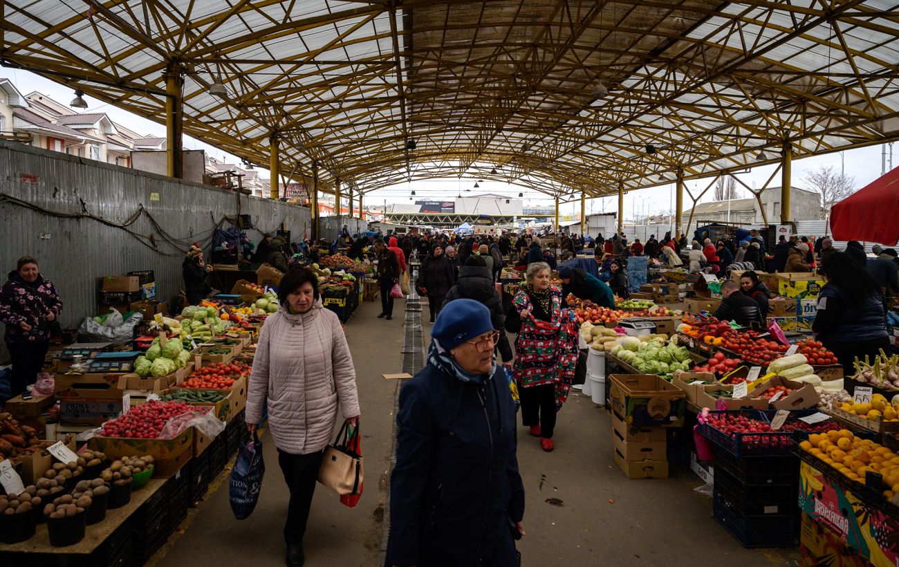 Без домашньої консервації та фаршу: які продукти категорично заборонено продавати на ринках