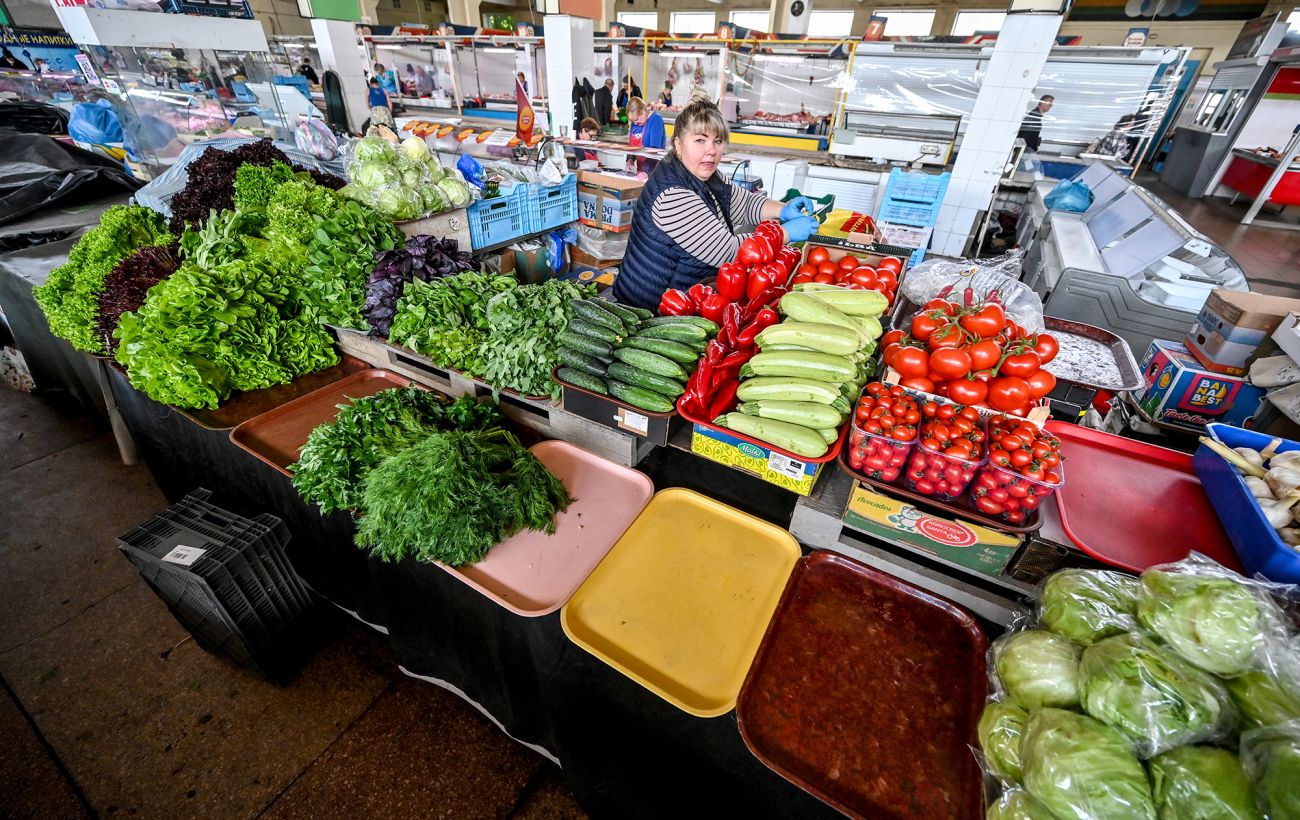 Ціни на продукти: що найбільше здорожчає до Великодня і коли впаде вартість овочів
