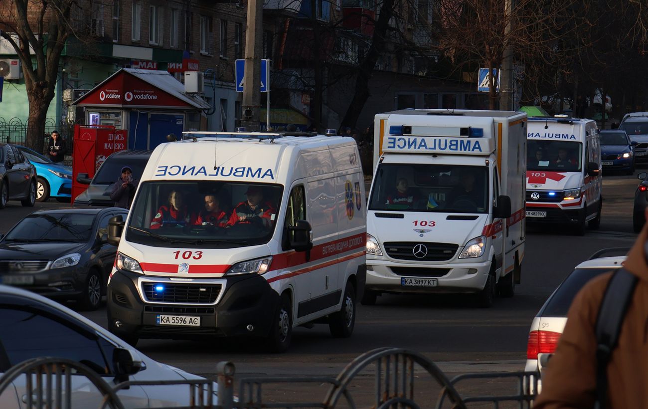 Черкаси під атакою дронів: є потерпілі, зафіксовано падіння ворожих цілей