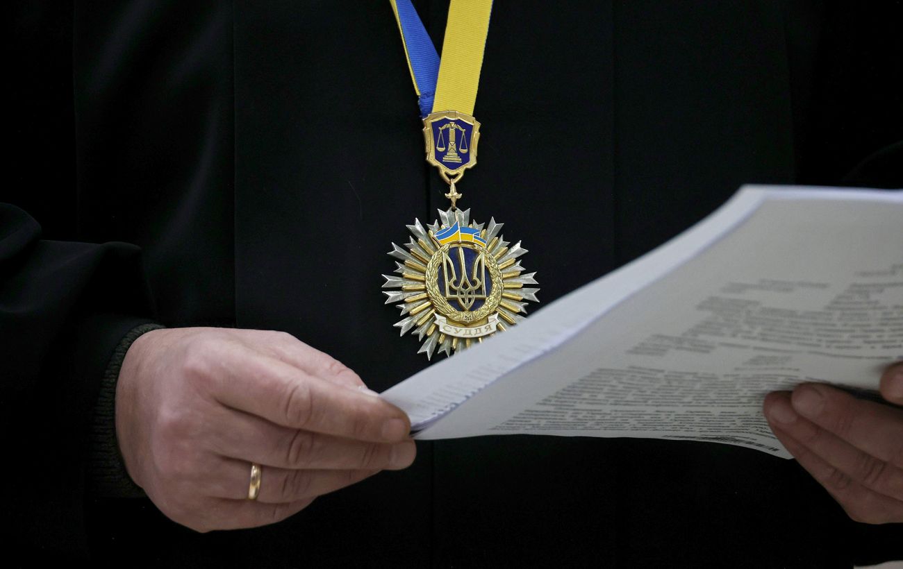 На Закарпатті суд обрав запобіжний захід для школяра, який влаштував стрілянину