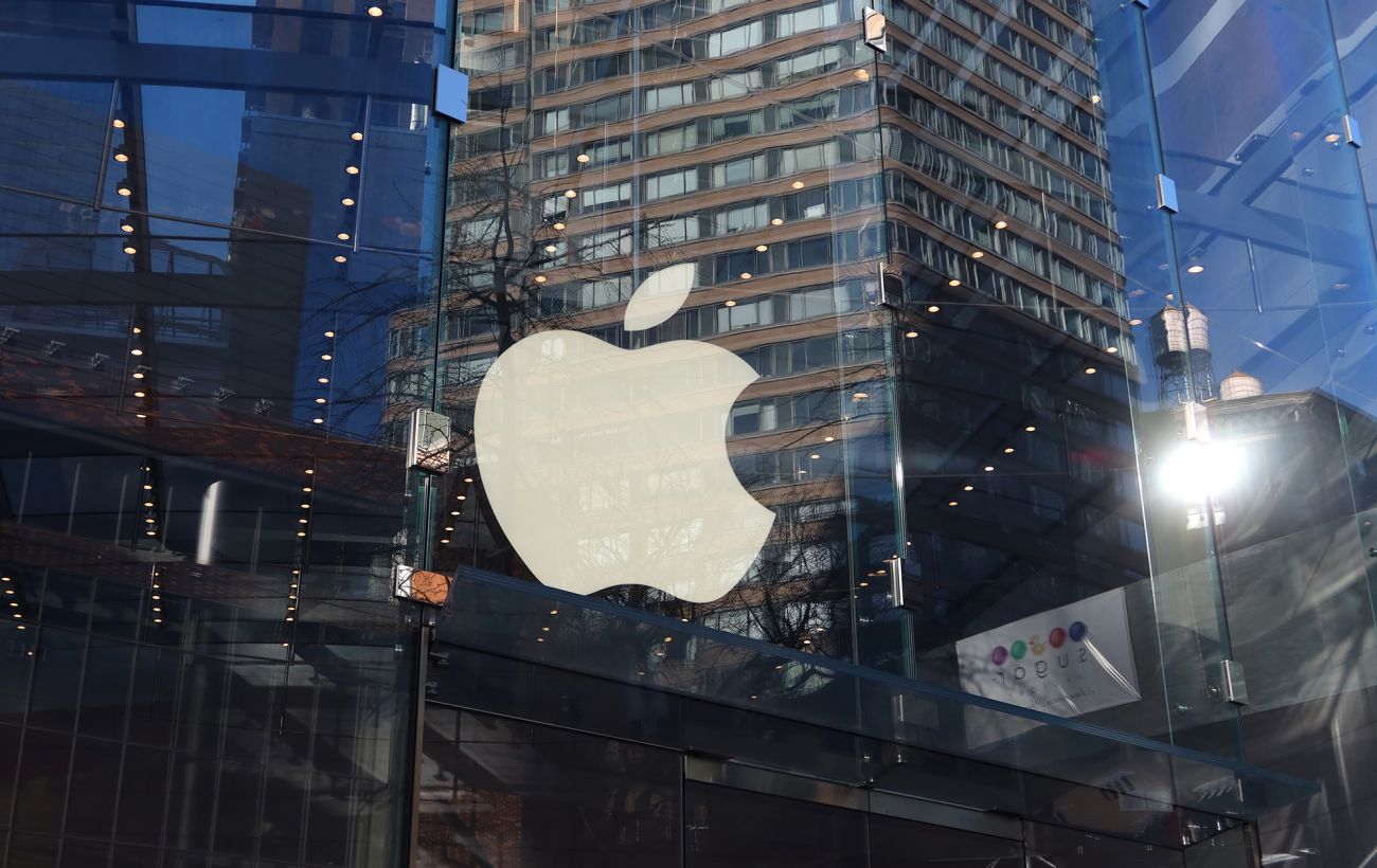 Масштабний витік за 4 місяці до релізу: iPhone 18 Pro може отримати екран без рамок