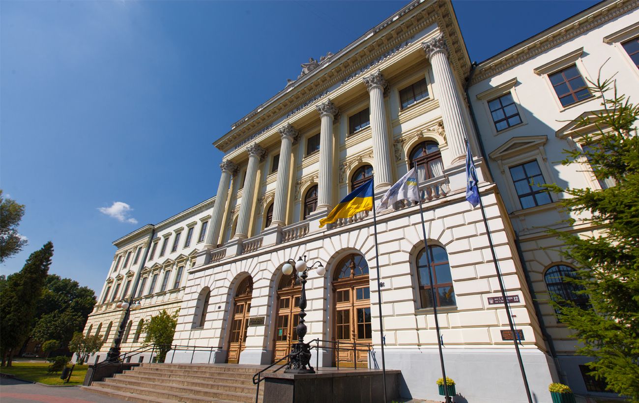 Визначили найкращі виші країни: хто очолив рейтинг "ТОП-200 Україна 2026"