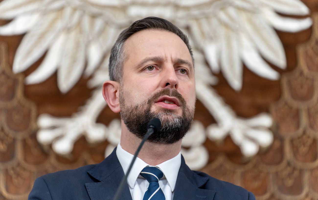 Варшава розсекретить пожертви Україні і розслідує витік держтаємниці
