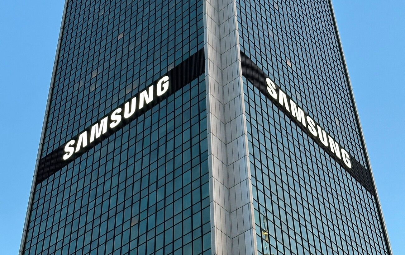 Samsung змінила Galaxy Fold 8: головний недолік складаного смартфона зник