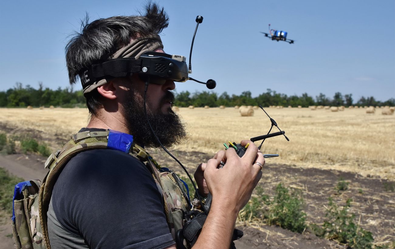 Німеччина оплатить для України 50 тисяч дронів, які самі знаходять цілі, - Reuters
