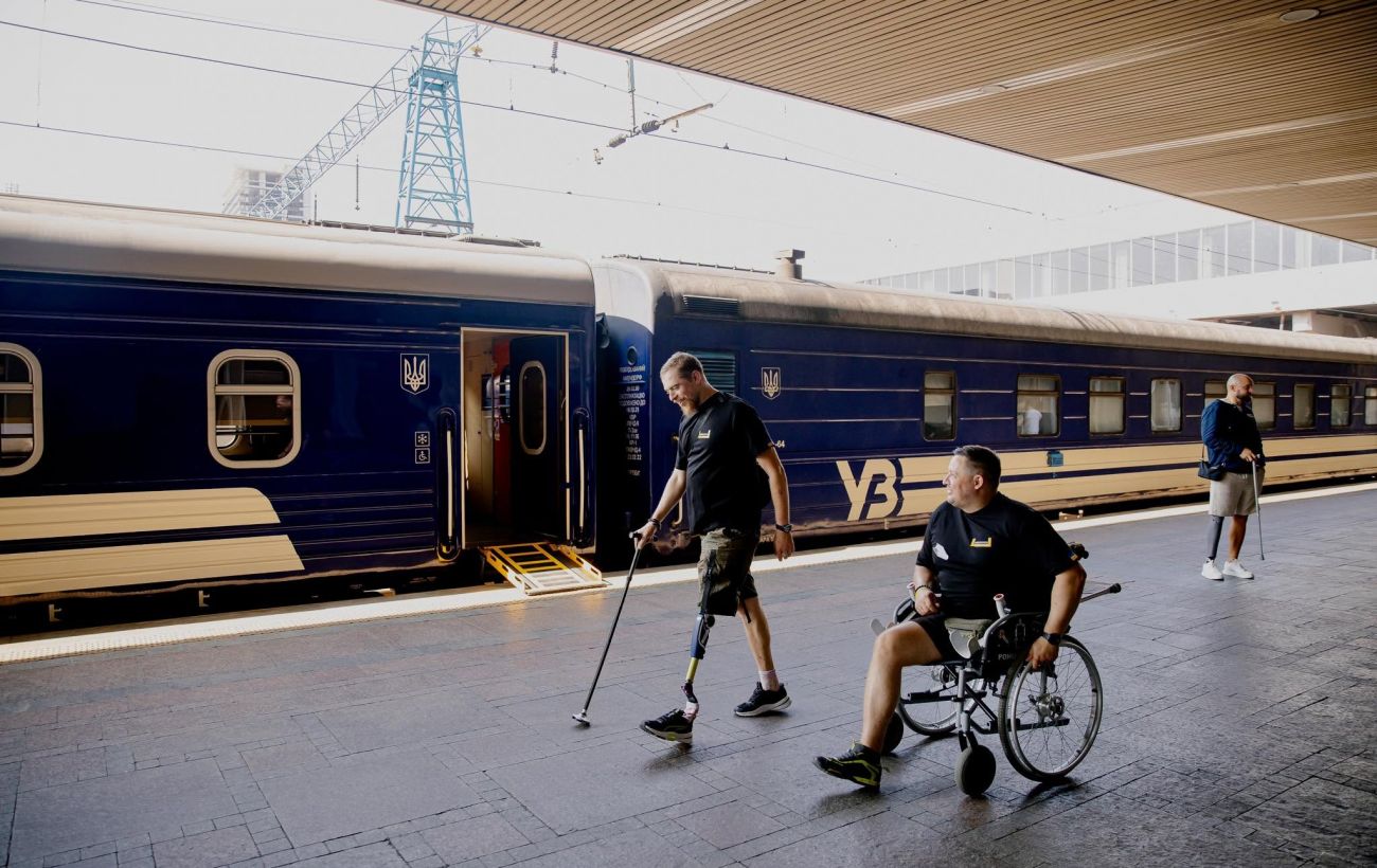 Безкоштовно або за пів ціни: хто з українців має пільги на проїзд у поїздах