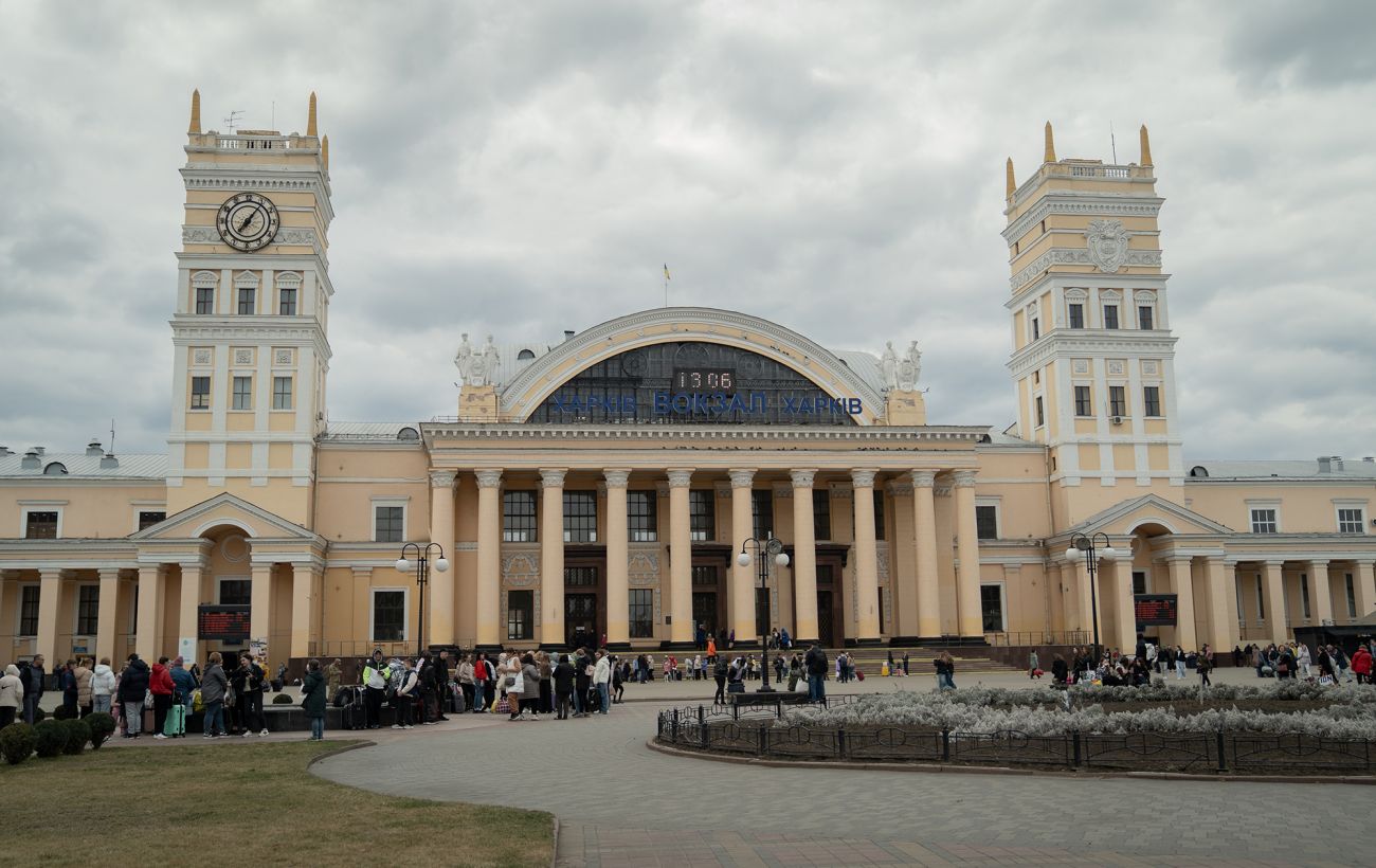 На вокзалі в Харкові утворилися черги: УЗ назвала причину та пояснила нові правила контролю